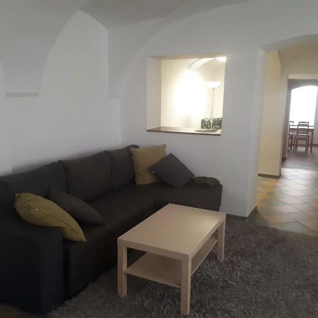Juestel Apartment Літомержице Екстер'єр фото